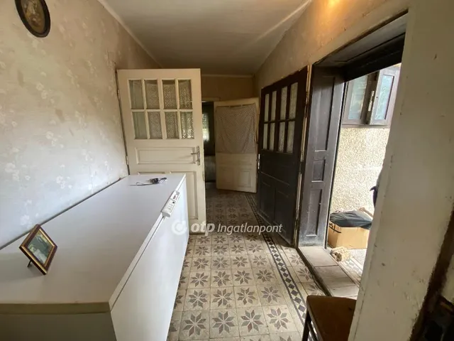 Eladó ház Nyárád 136 nm