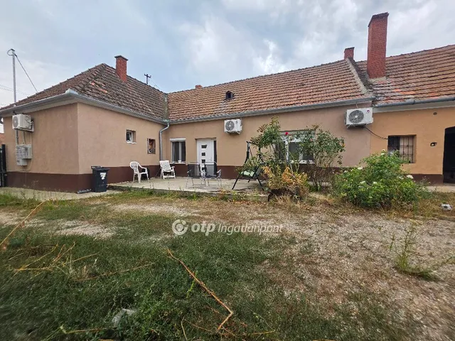 Eladó ház Csönge 91 nm