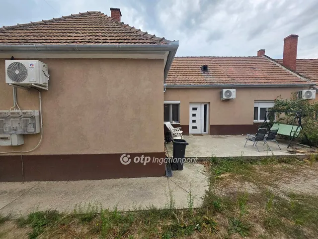 Eladó ház Csönge 91 nm