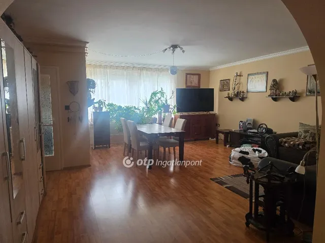 Eladó ház Pápa 130 nm