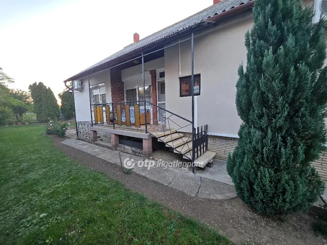 Eladó ház Gecse 149 nm