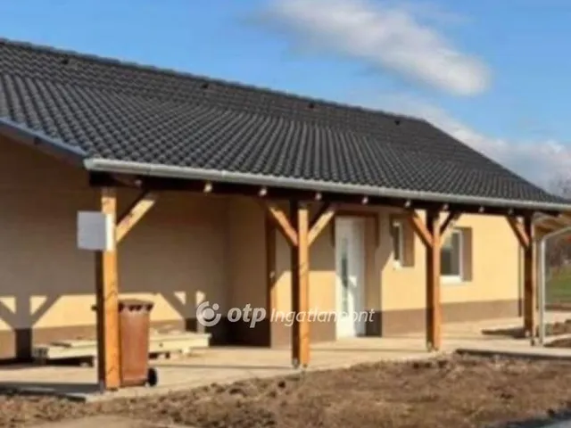 Eladó ház Daruszentmiklós 62 nm
