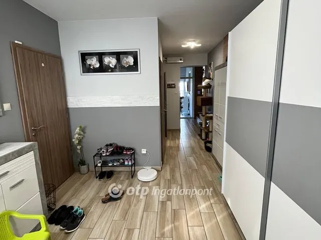 Eladó ház Nagyvenyim 164 nm