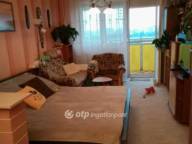 Eladó lakás Dunaújváros 60 nm