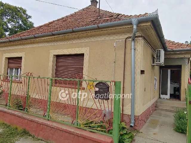 Eladó ház Solt 100 nm