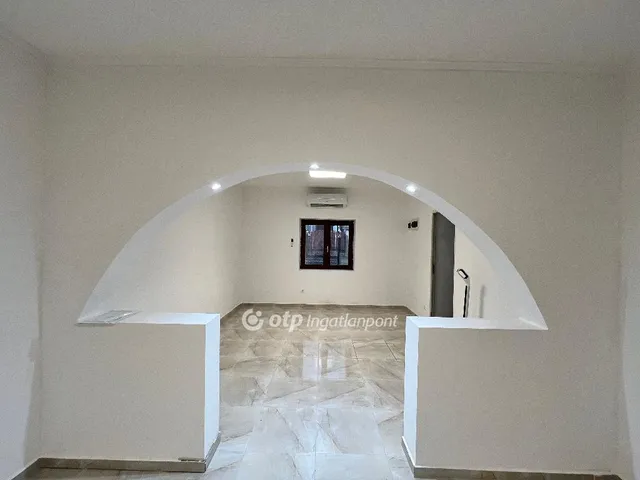 Eladó ház Apostag 72 nm