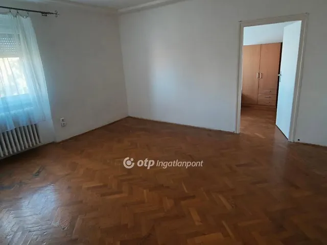 Eladó ház Dunaújváros 51 nm