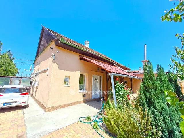 Eladó ház Szolnok 67 nm