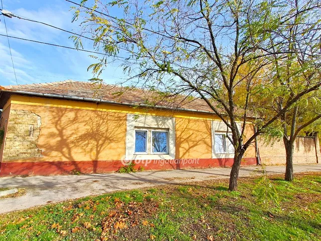 Eladó ház Nagykőrös, Bokros 78 nm