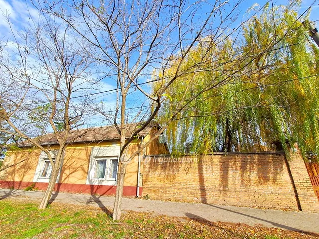 Eladó ház Nagykőrös, Bokros 78 nm