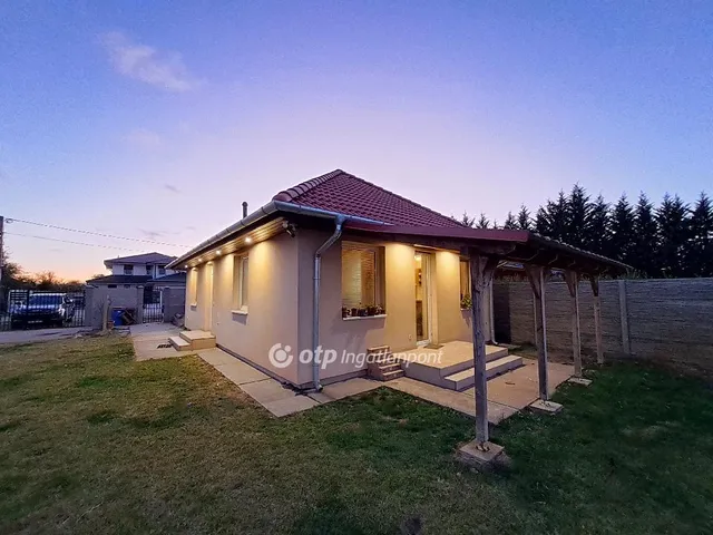 Eladó ház Kecskemét, Méntelek 57 nm