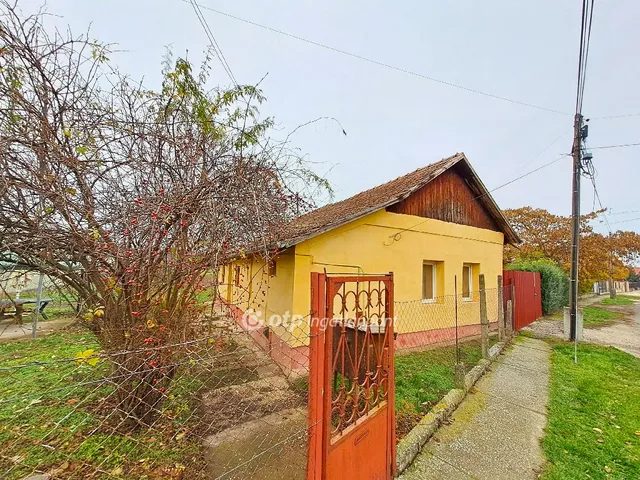 Eladó ház Szolnok, Szandaszőlős 62 nm