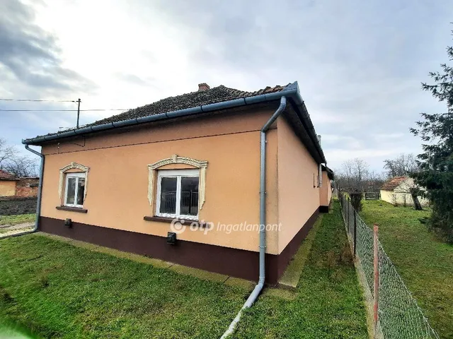 Eladó ház Jászkarajenő 87 nm