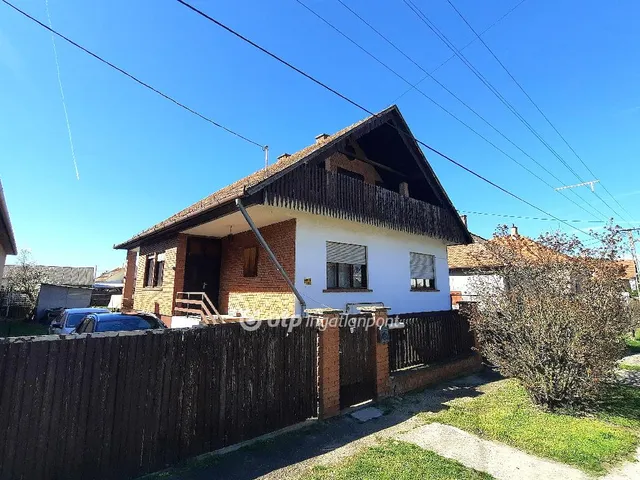 Eladó ház Nagykőrös, Tormás 80 nm