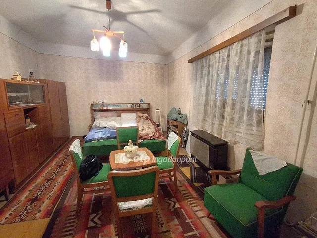 Eladó ház Kunszállás 58 nm