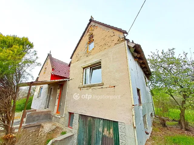 Eladó ház Nagykőrös, Temetőhegy 95 nm