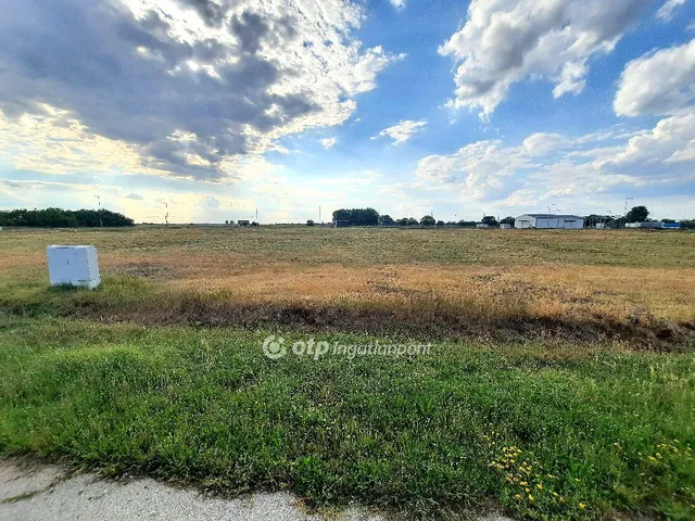 Eladó telek Abony 1502 nm