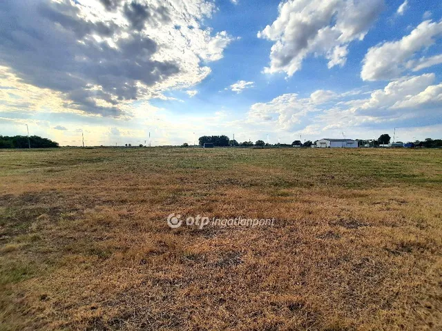 Eladó telek Abony 1502 nm