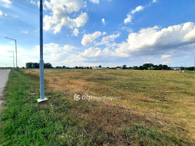 Eladó telek Abony 6020 nm