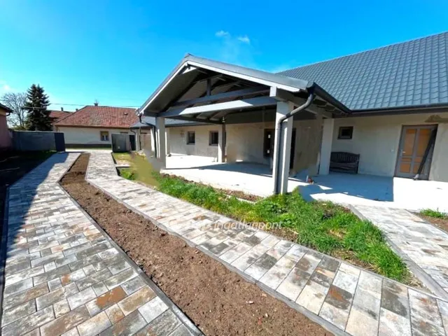 Eladó ház Nagykőrös 104 nm