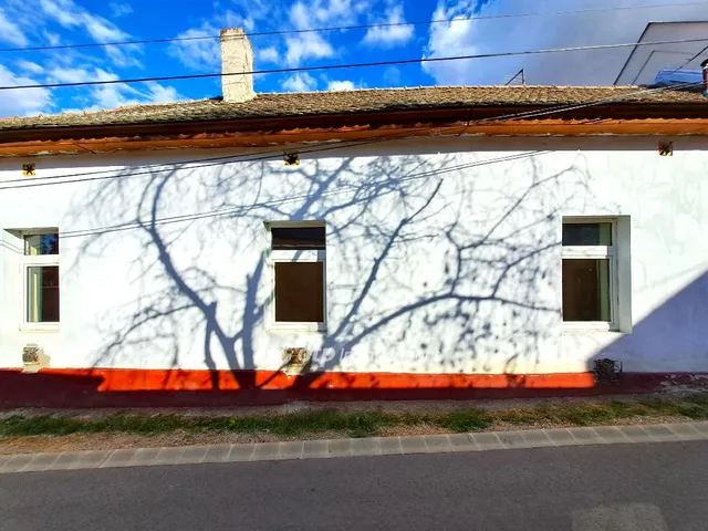 Eladó ház Nagykőrös 81 nm