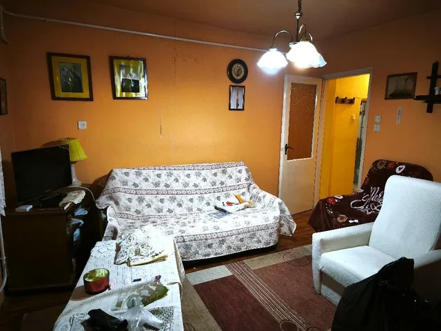 Eladó ház Tiszavárkony 63 nm