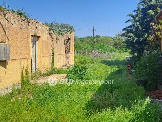 Eladó telek Téglás 868 nm