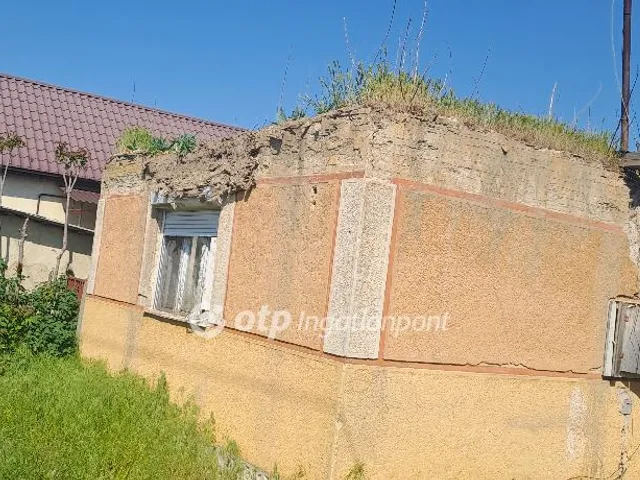 Eladó telek Téglás 868 nm