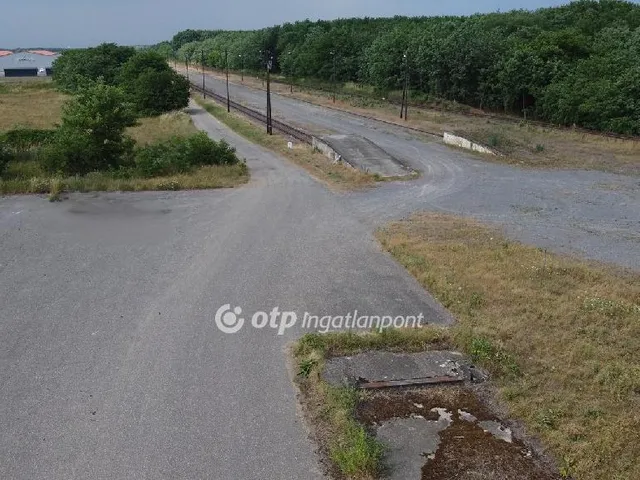 Eladó telek Tornyospálca, Ipari terület 78650 nm