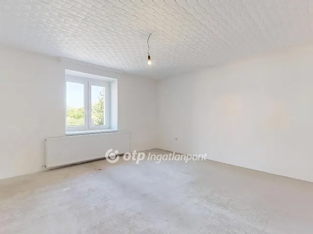 Eladó ház Kálmánháza 75 nm