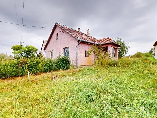 Eladó ház Balkány 71 nm