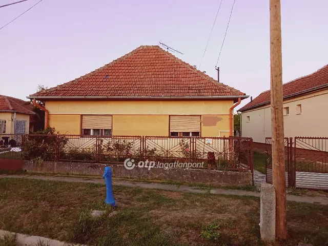 Eladó ház Fehérgyarmat 72 nm