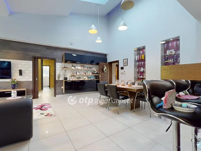 Eladó ház Debrecen 231 nm