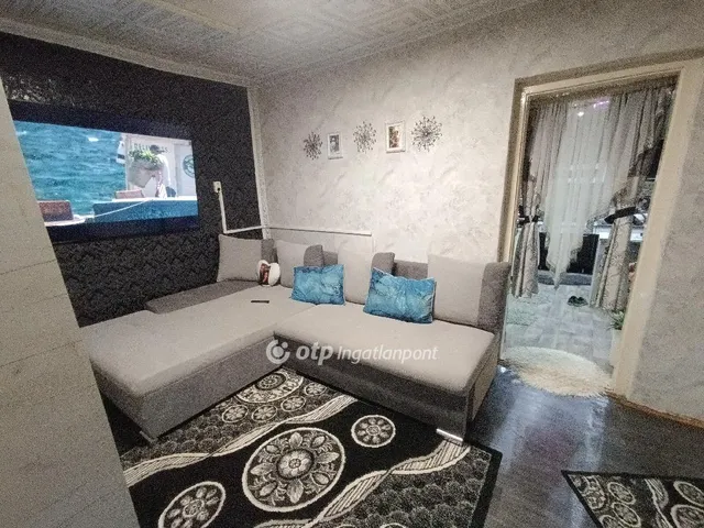 Eladó ház Gávavencsellő 75 nm