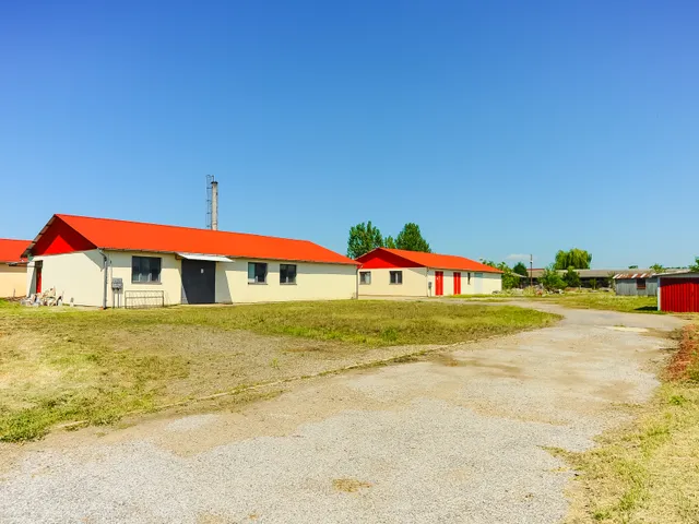 Eladó kereskedelmi és ipari ingatlan Fehérgyarmat, Szatmári utca 16 1328 nm