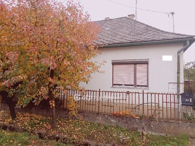 Eladó ház Tarpa 79 nm