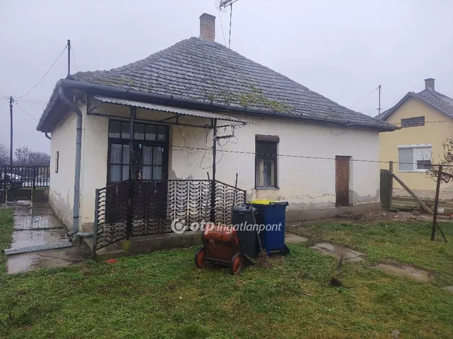Eladó ház Kölcse 70 nm