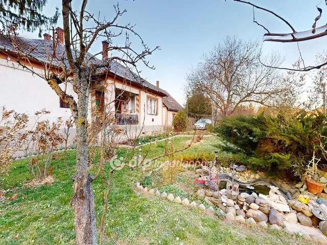 Eladó ház Tiszaeszlár 104 nm