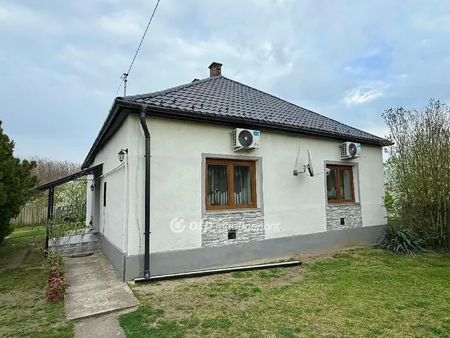 Eladó ház Dombrád 100 nm