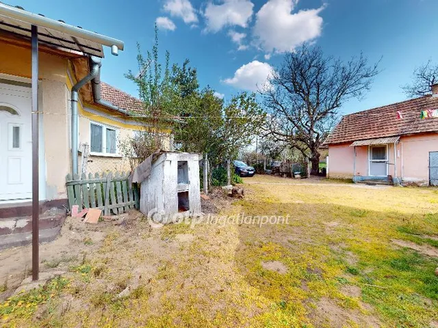 Eladó ház Apagy 66 nm