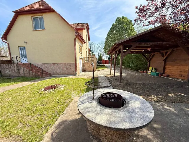 Eladó ház Nyíregyháza, Császárszállás 177 nm