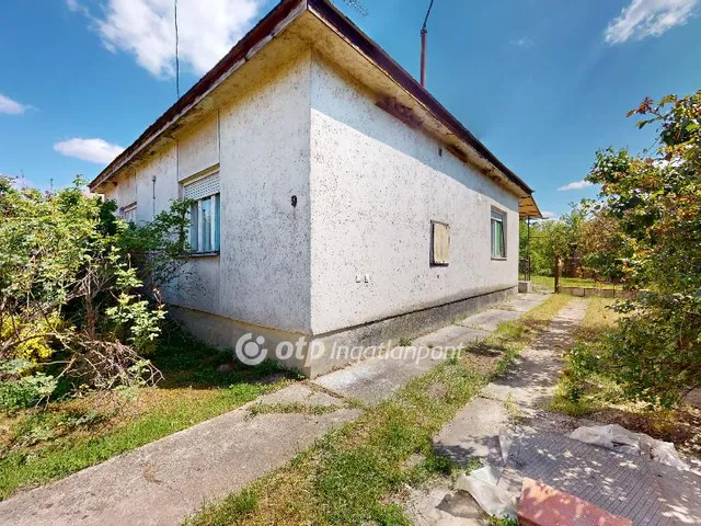 Eladó ház Kölcse 97 nm