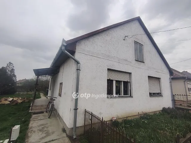 Eladó ház Fehérgyarmat 90 nm