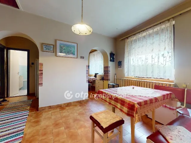 Eladó ház Buj 71 nm
