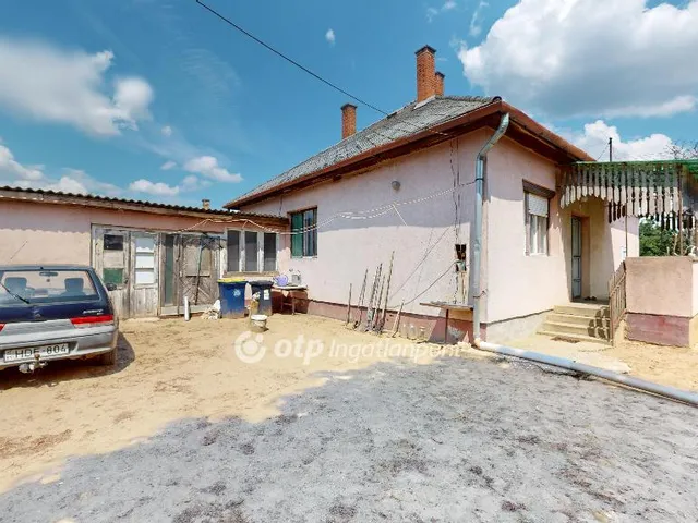 Eladó ház Szakoly 88 nm