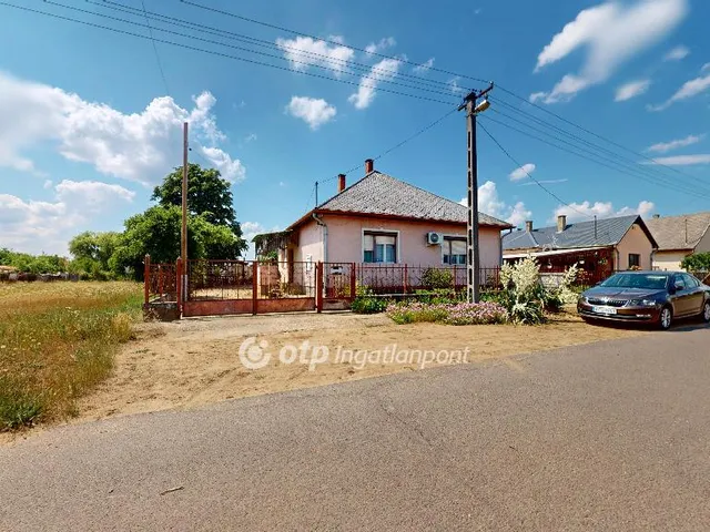 Eladó ház Szakoly 88 nm