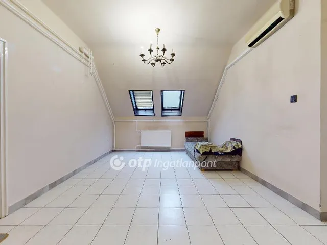 Eladó lakás Tiszavasvári 115 nm