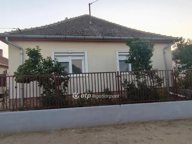 Eladó ház Fábiánháza 136 nm
