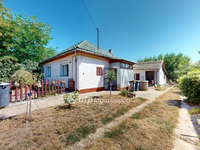 Eladó ház Nagyhalász 70 nm