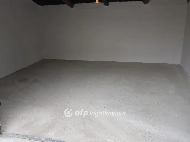 Eladó garázs Kisvárda 28 nm